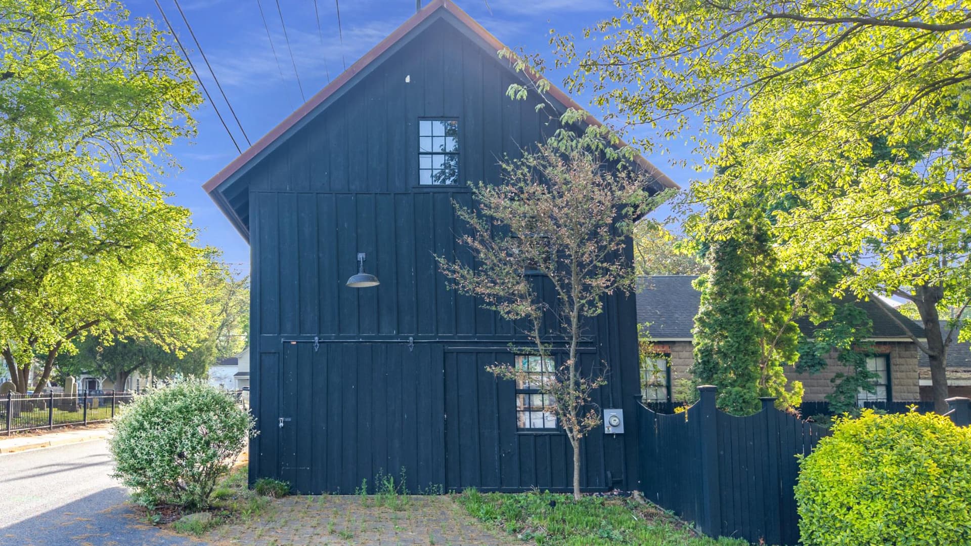 209 Goldsborough Street photo 37