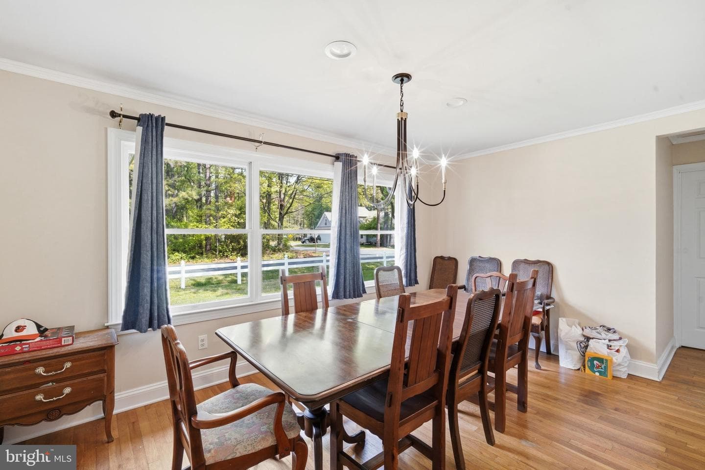 204 Lincoln photo 9
