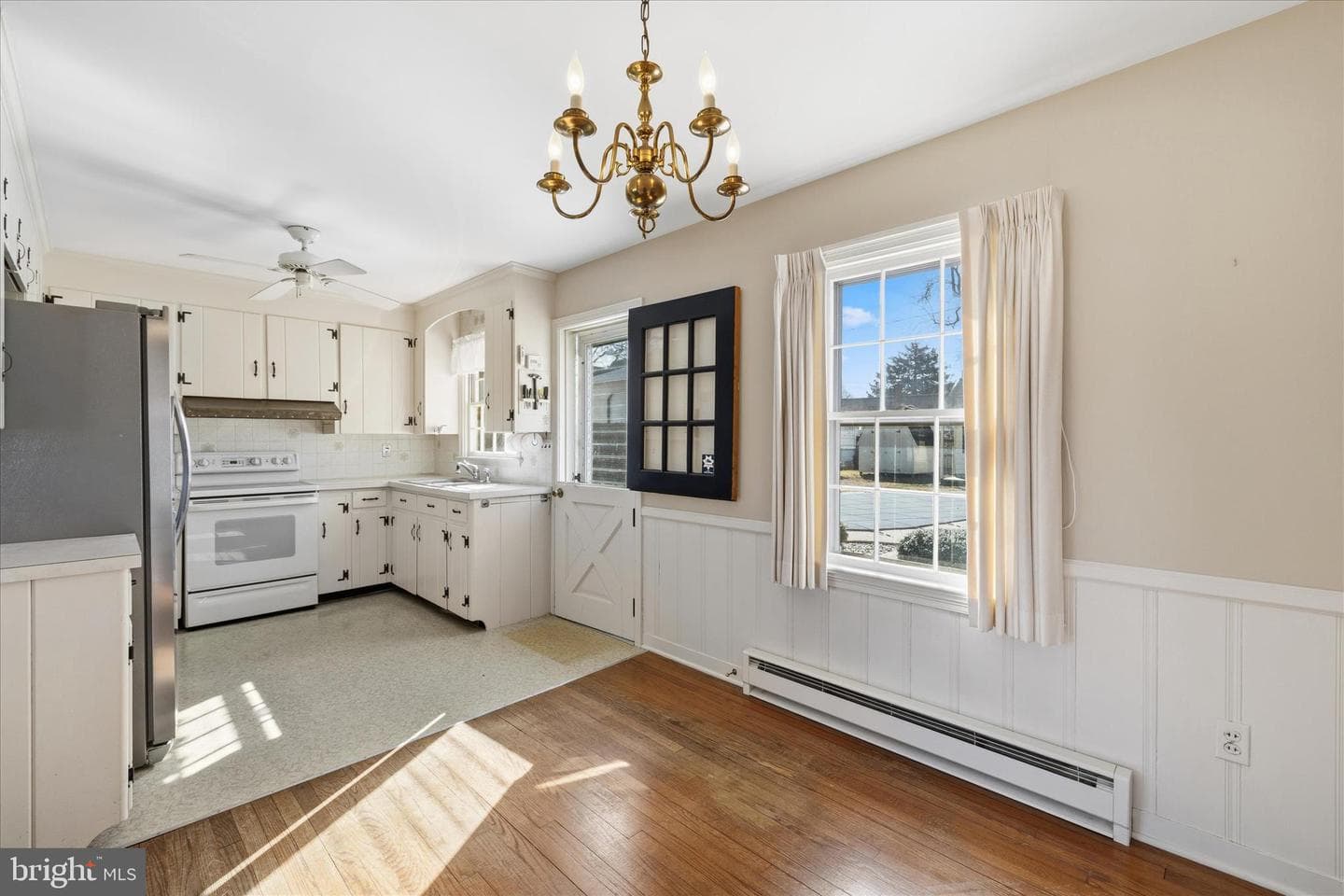 704 Elizabeth Street photo 10