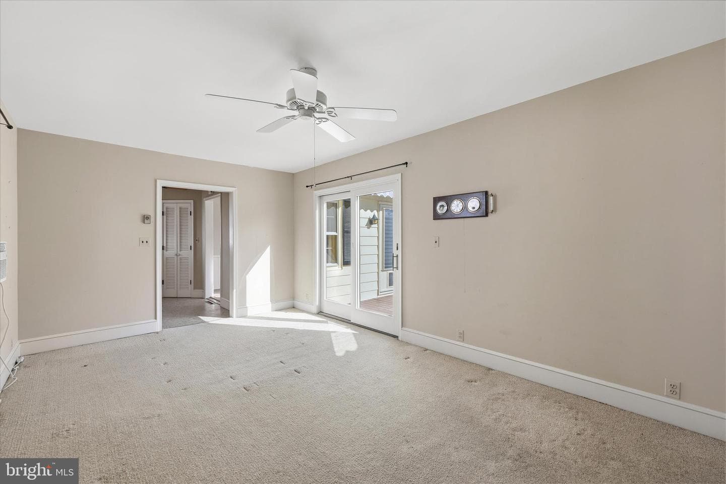 704 Elizabeth Street photo 17