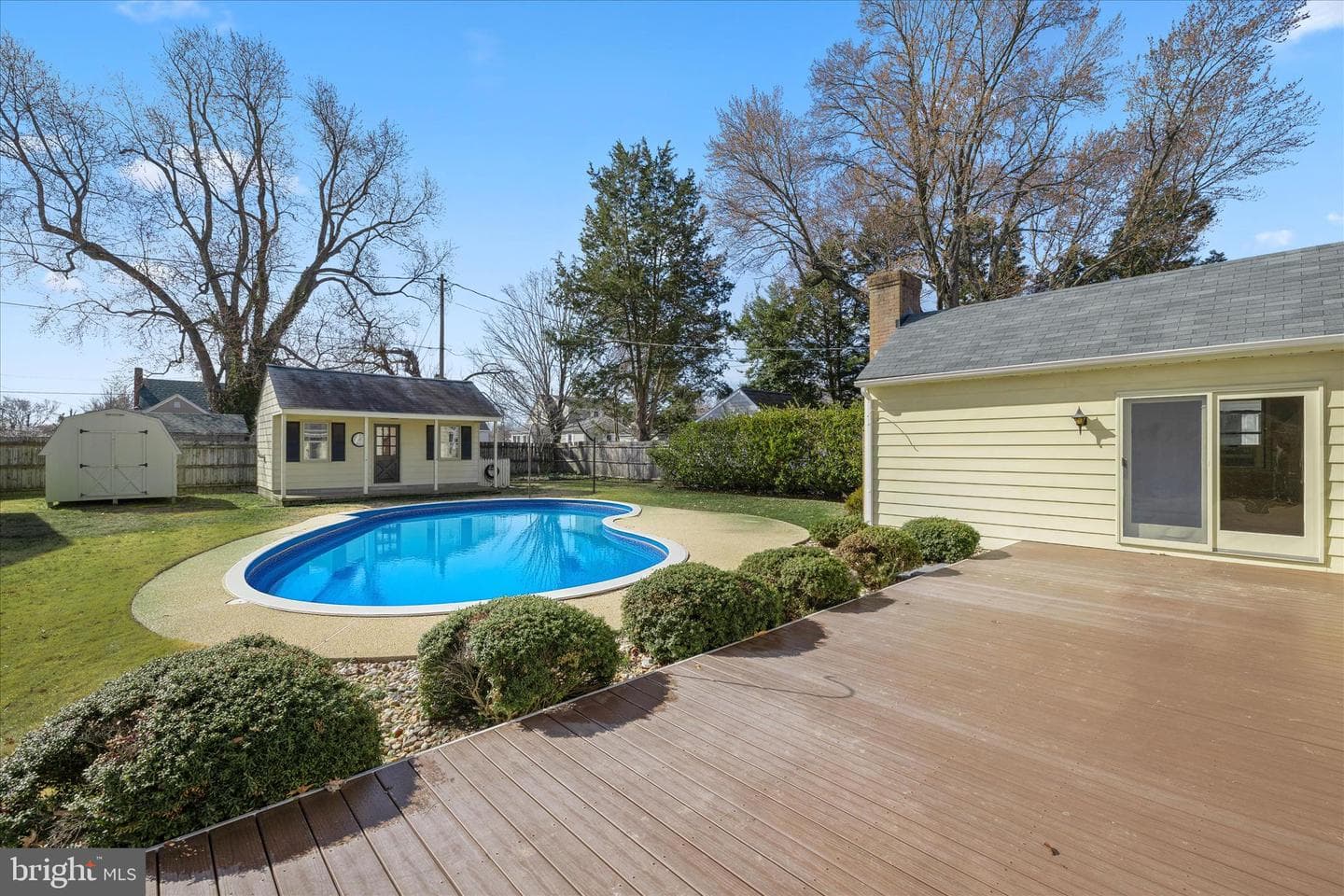 704 Elizabeth Street photo 18
