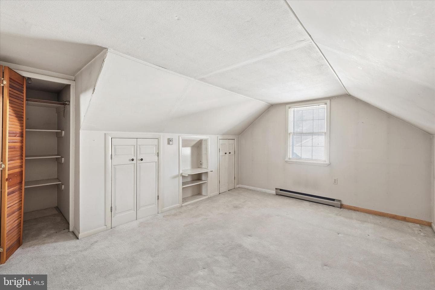 704 Elizabeth Street photo 34