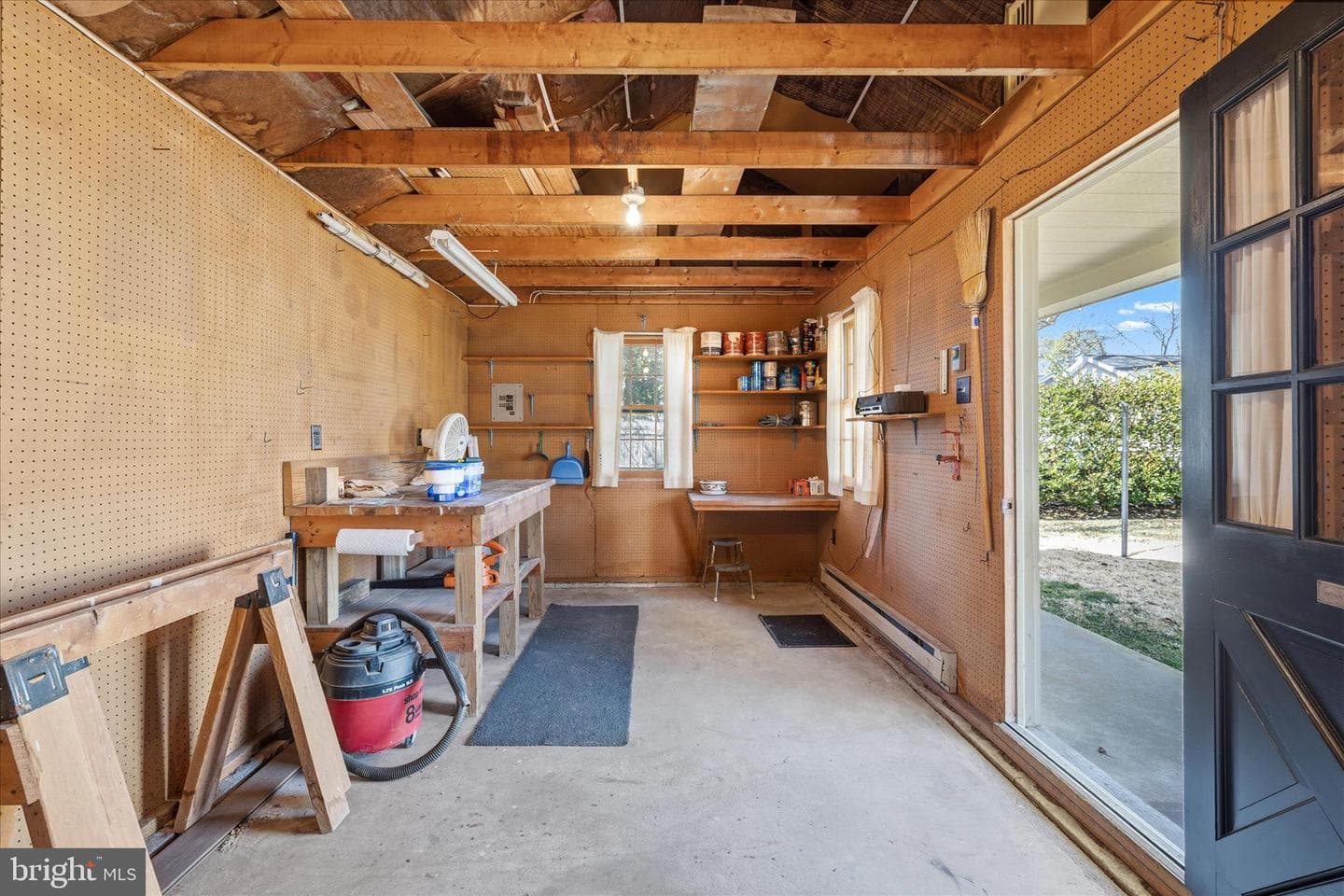 704 Elizabeth Street photo 39