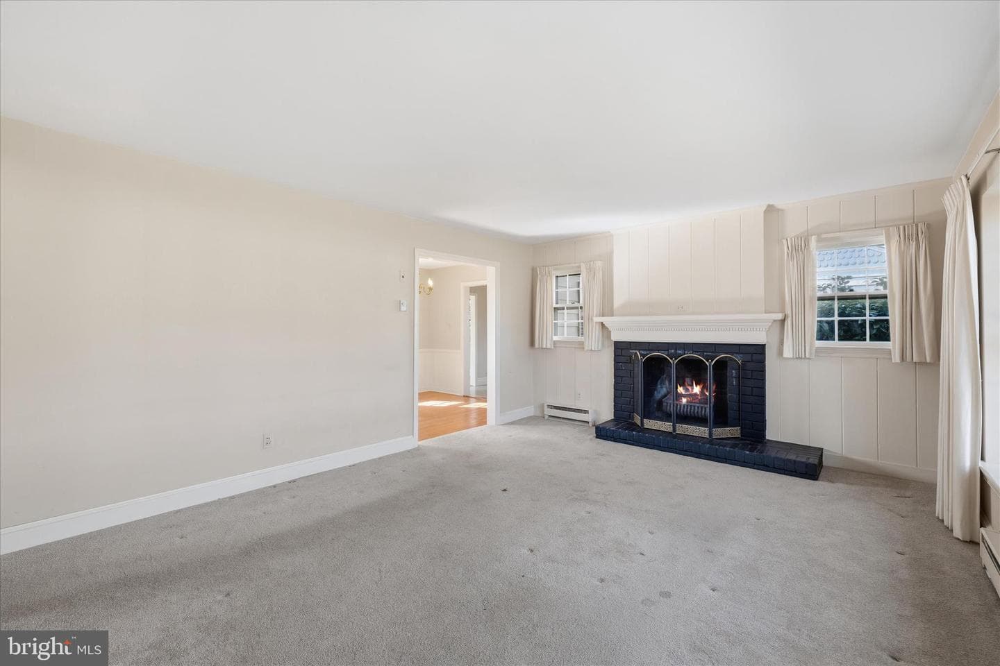 704 Elizabeth Street photo 4