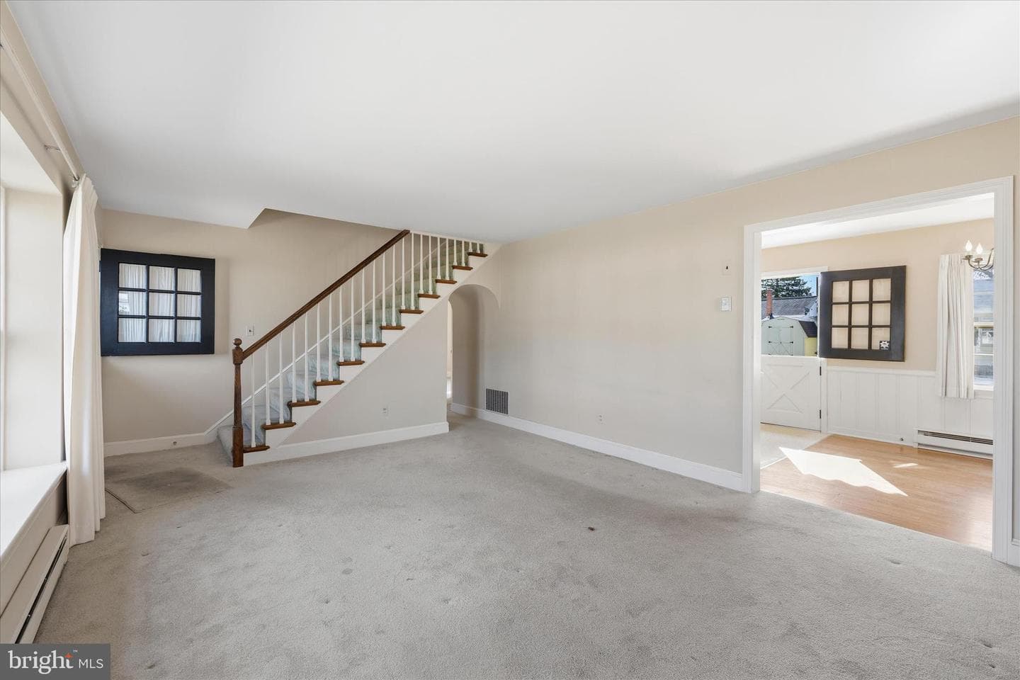 704 Elizabeth Street photo 6