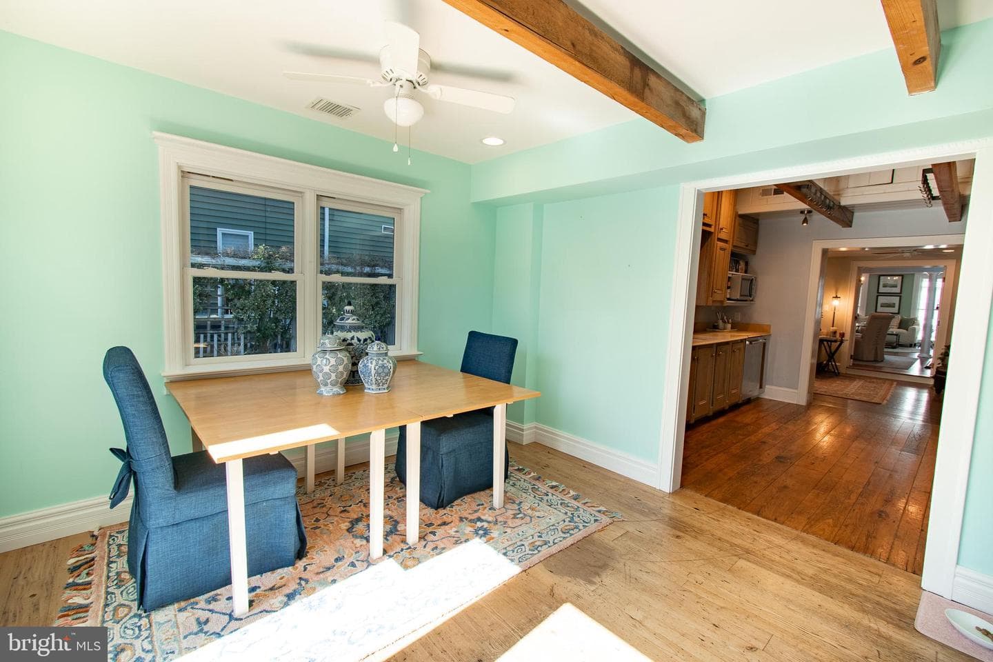 114 W Chestnut Street photo 20