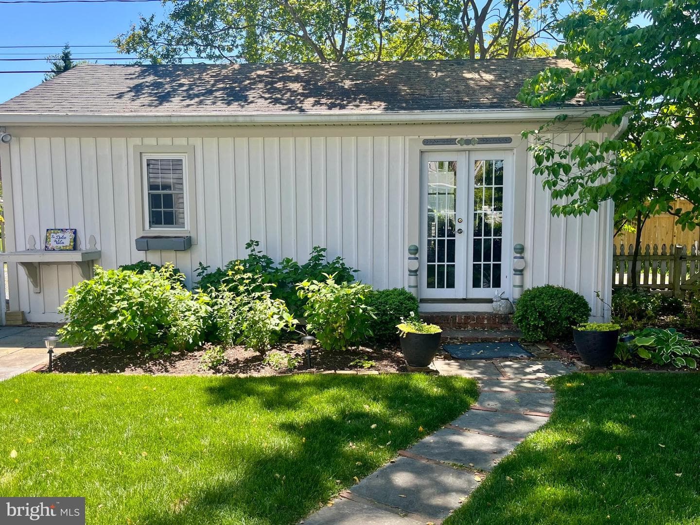 114 W Chestnut Street photo 37