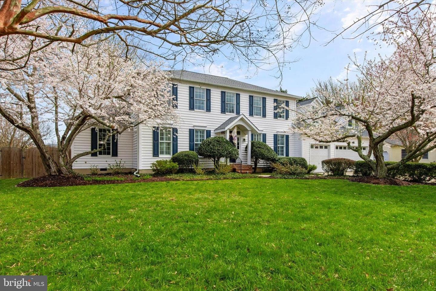 53 Londonderry Drive photo 2