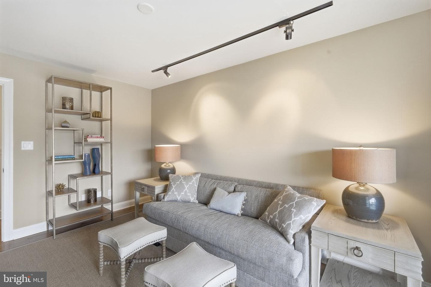 222 Chestnut photo 22