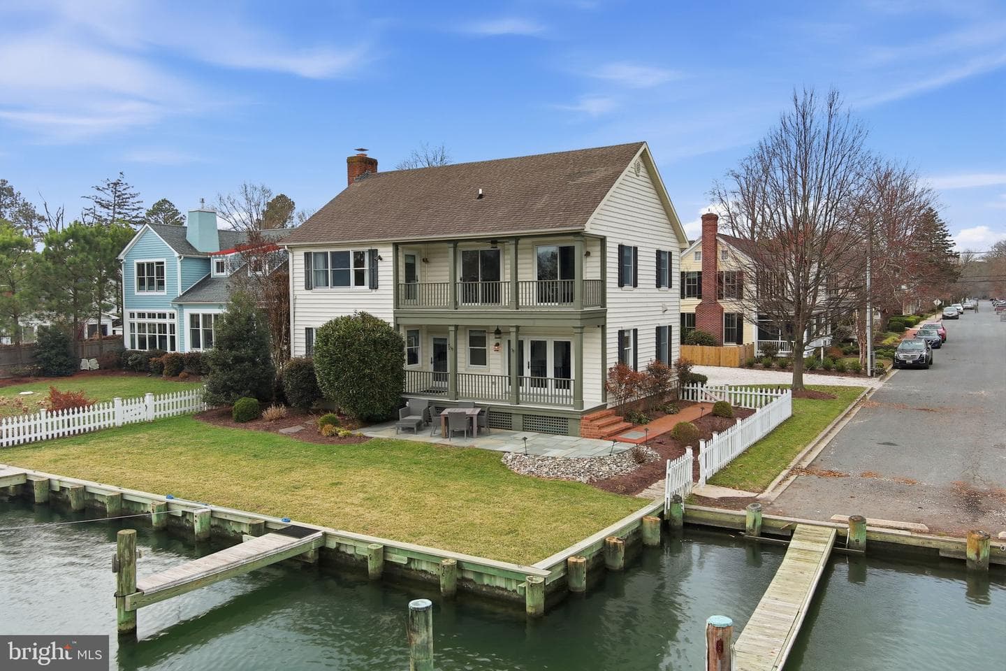 222 Chestnut photo 5