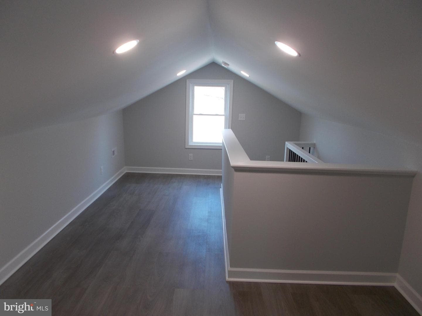 618 South Street photo 17