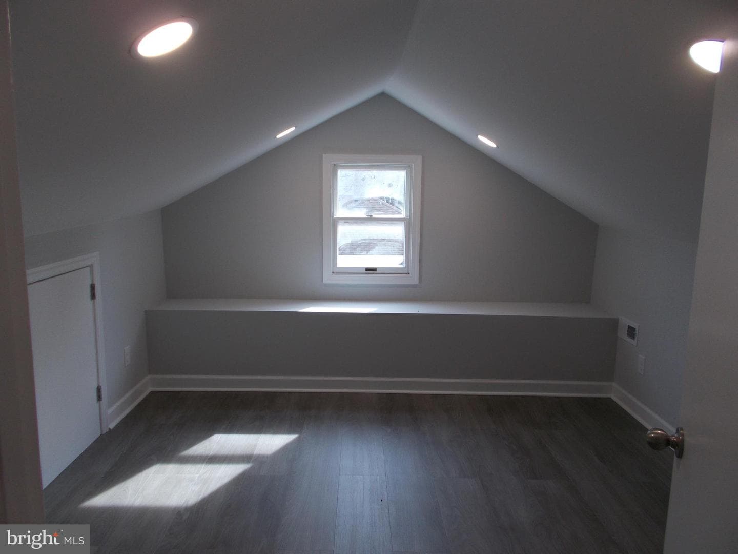618 South Street photo 18