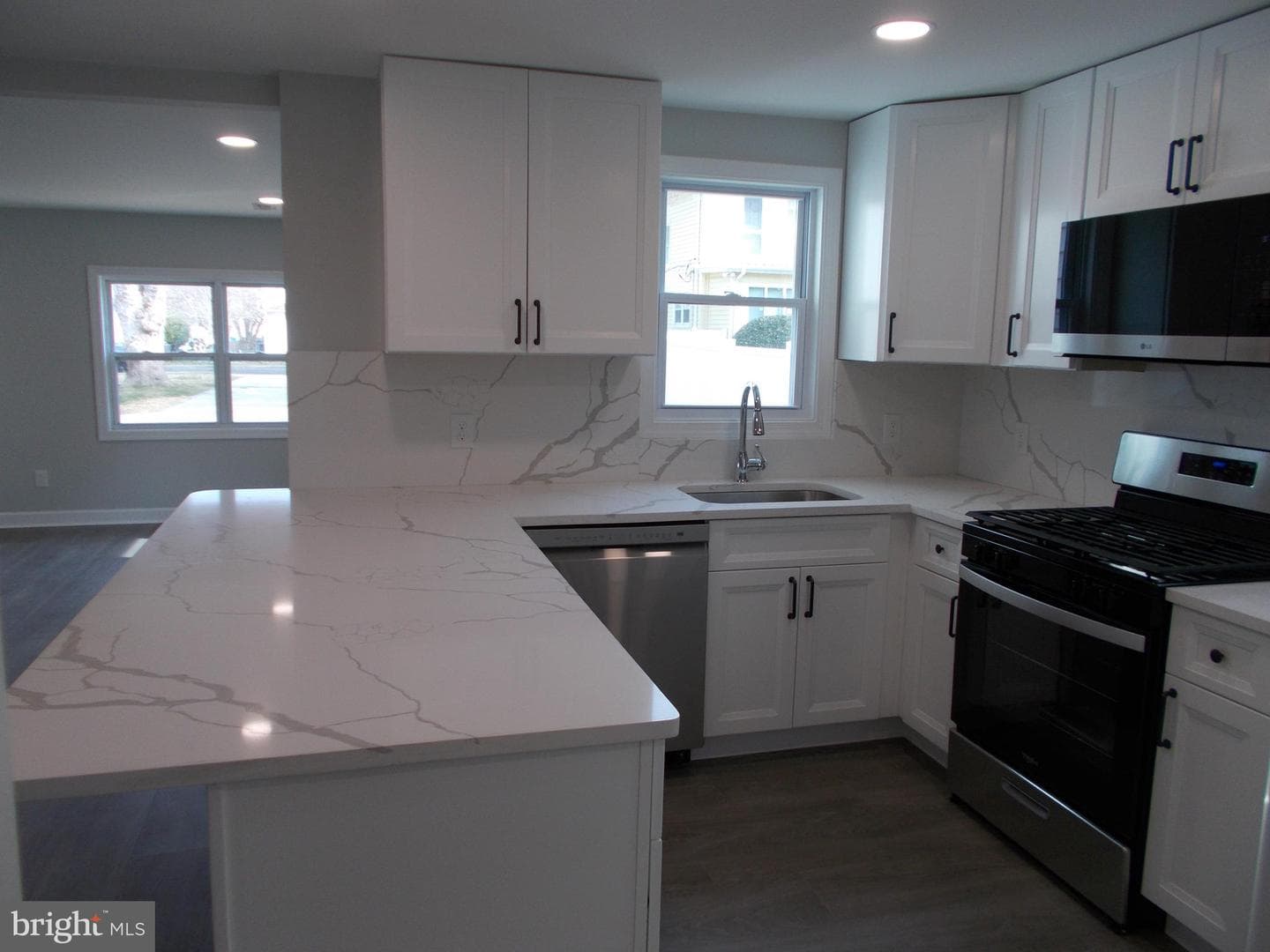 618 South Street photo 6