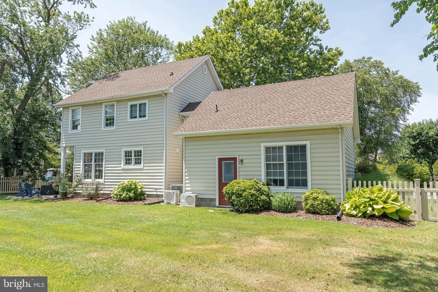 209 Third Street photo 33