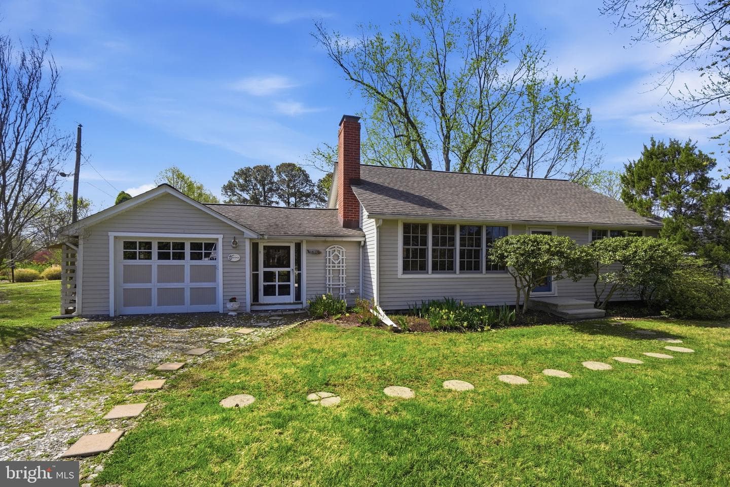 4940 Fairbank Road photo 2