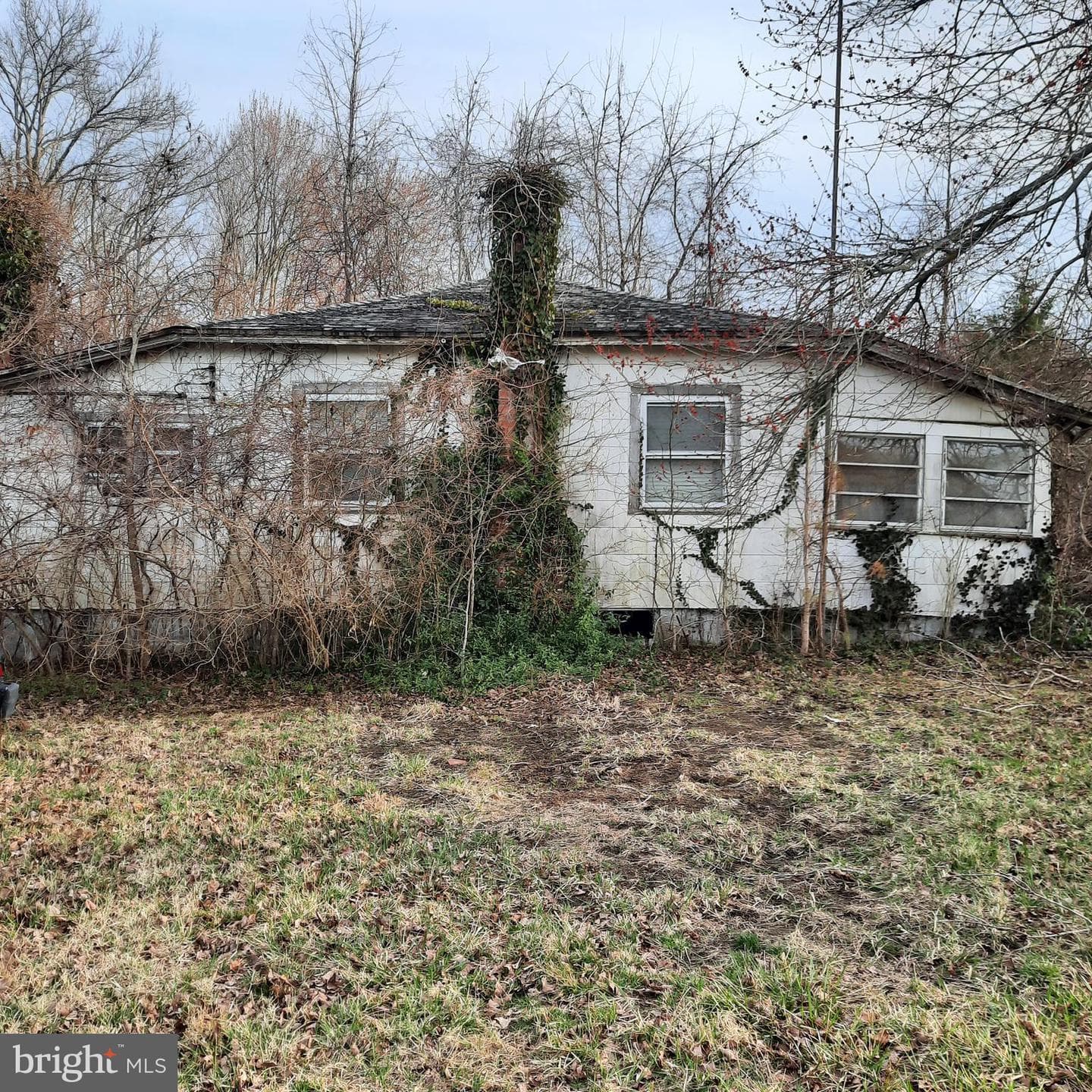8915 Palmer Lane, Wittman