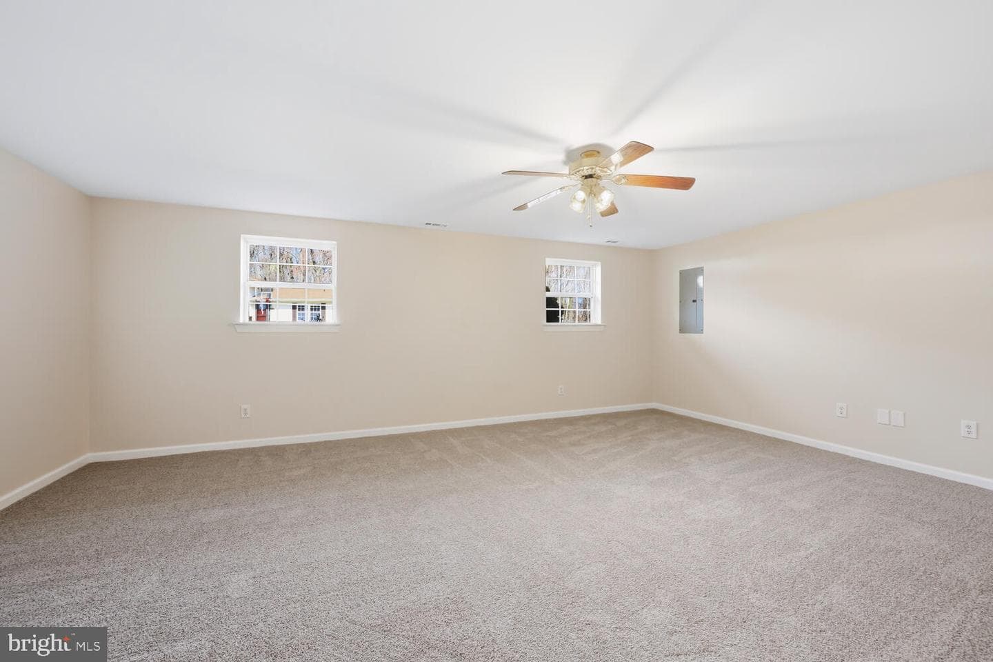 29400 Golton Drive photo 32