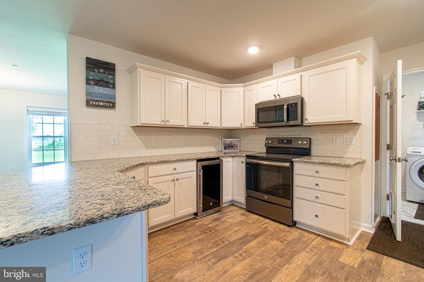 21869 Albie Road photo 10