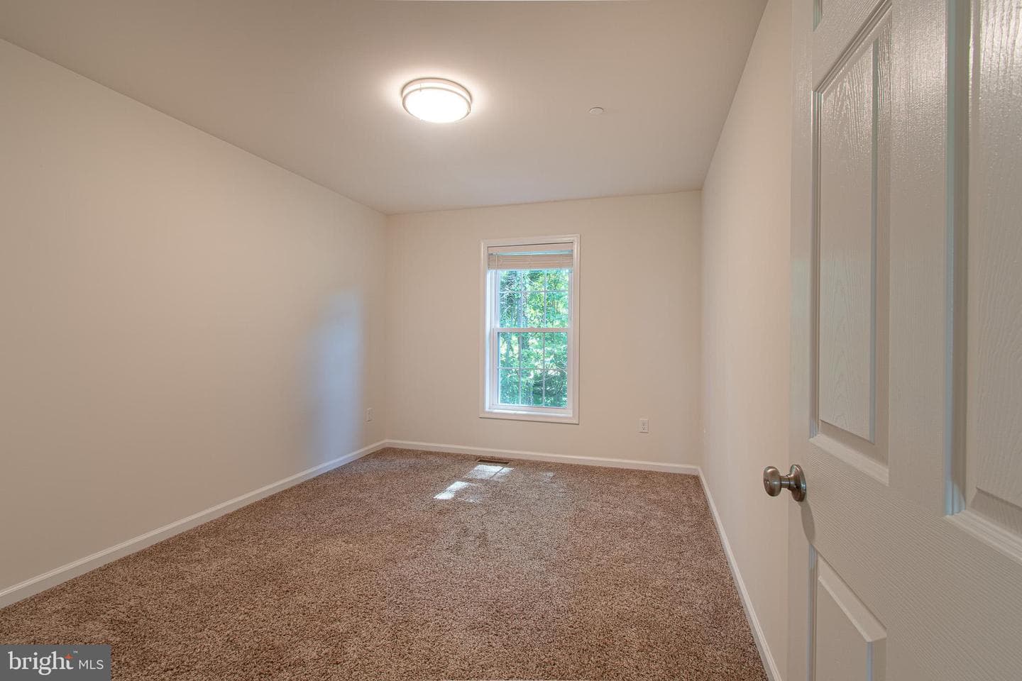 21869 Albie Road photo 24