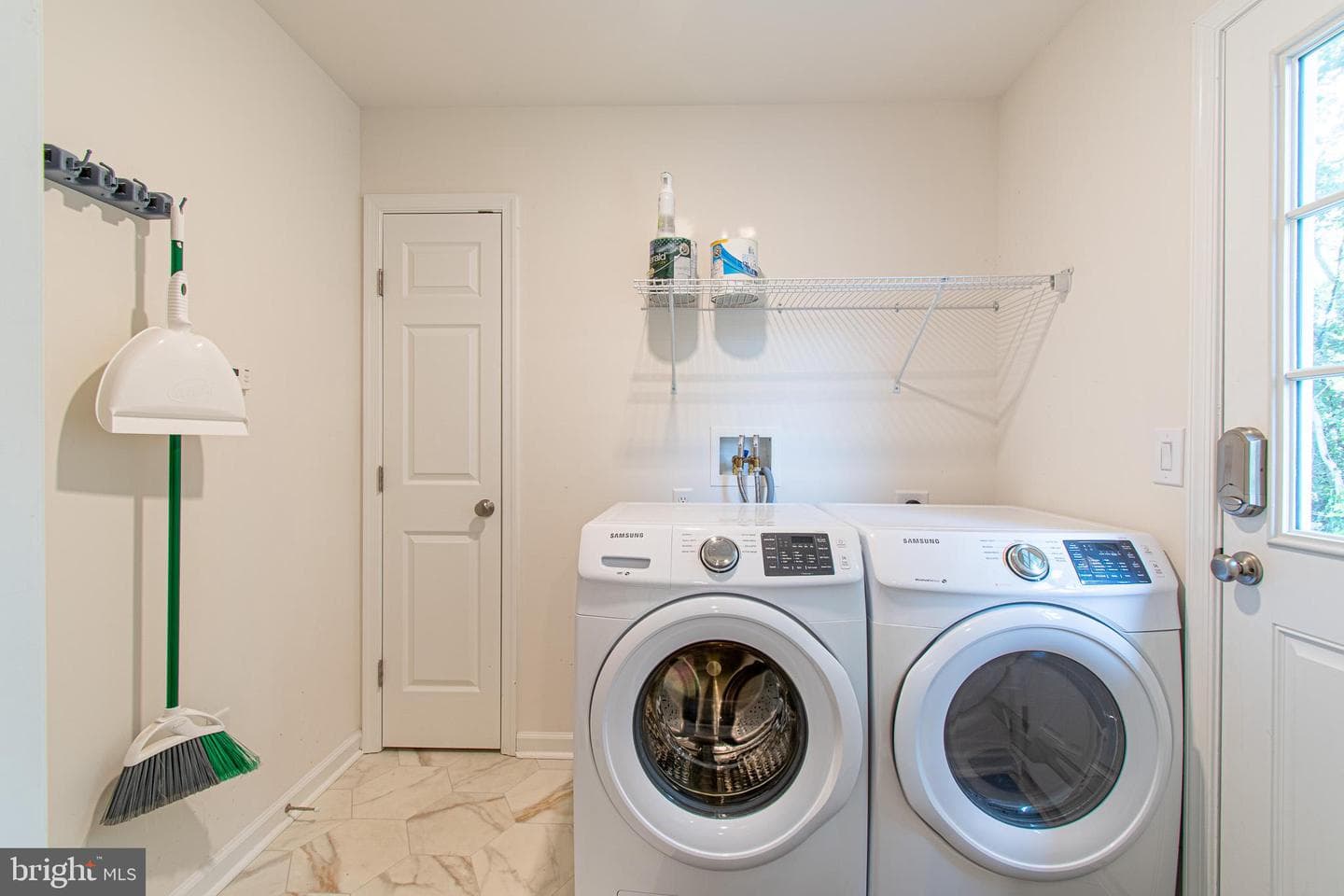 21869 Albie Road photo 28