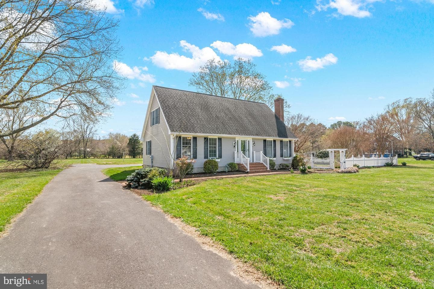 22539 Indian Point Road photo 3