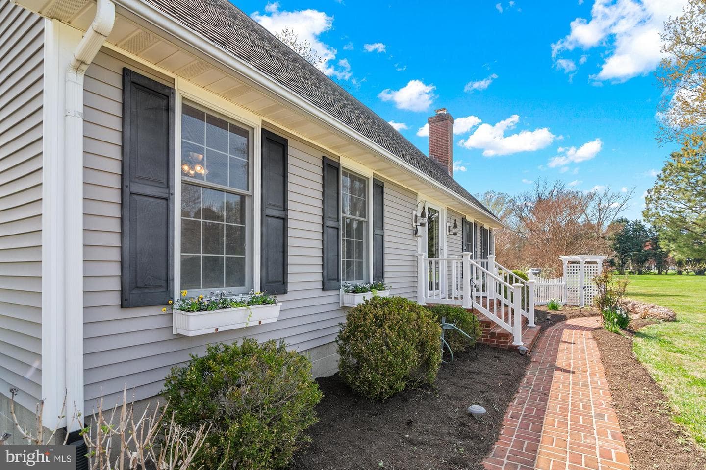 22539 Indian Point Road photo 4