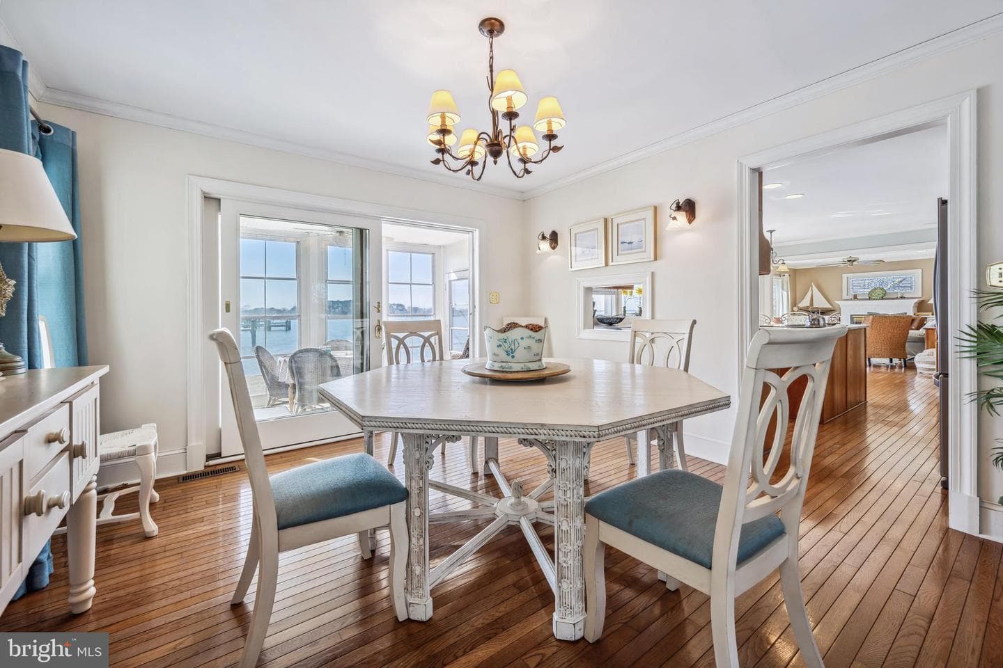 115 W Pier Street photo 23