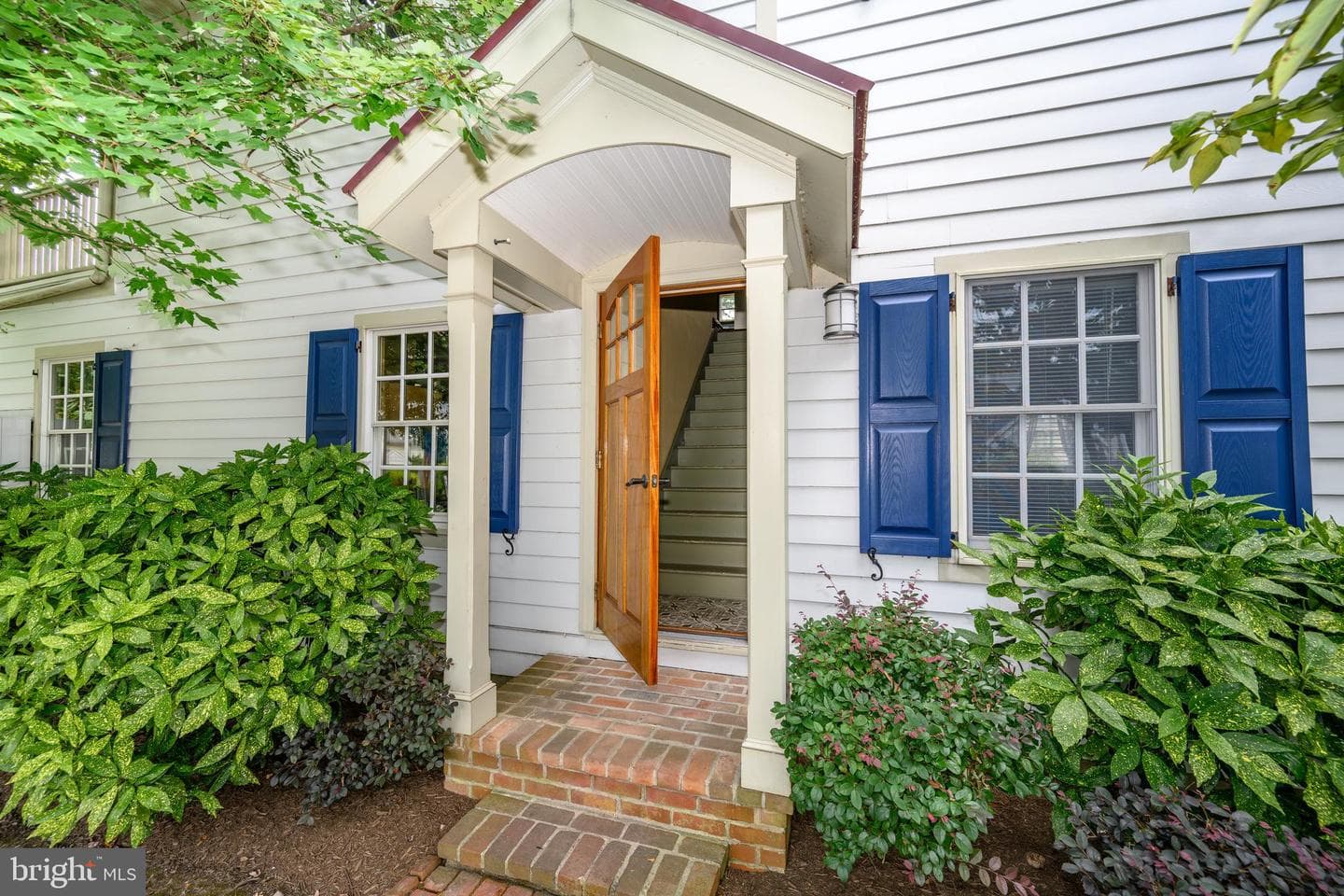 110 N Morris Street photo 46