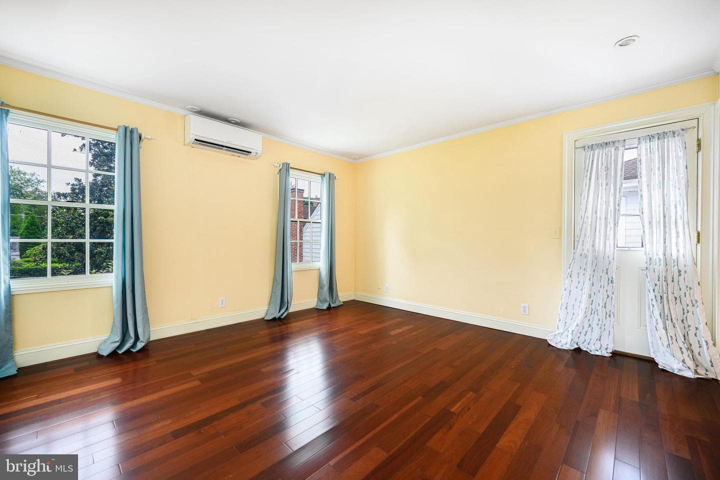 110 N Morris Street photo 53