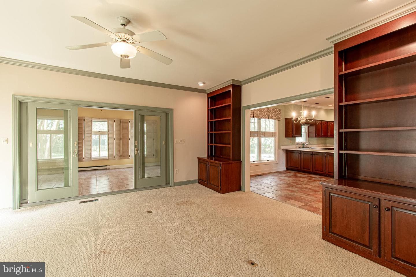 31 Londonderry Drive photo 13
