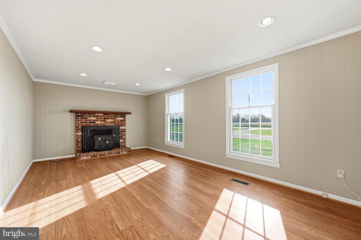 10118 Hiners Lane photo 6