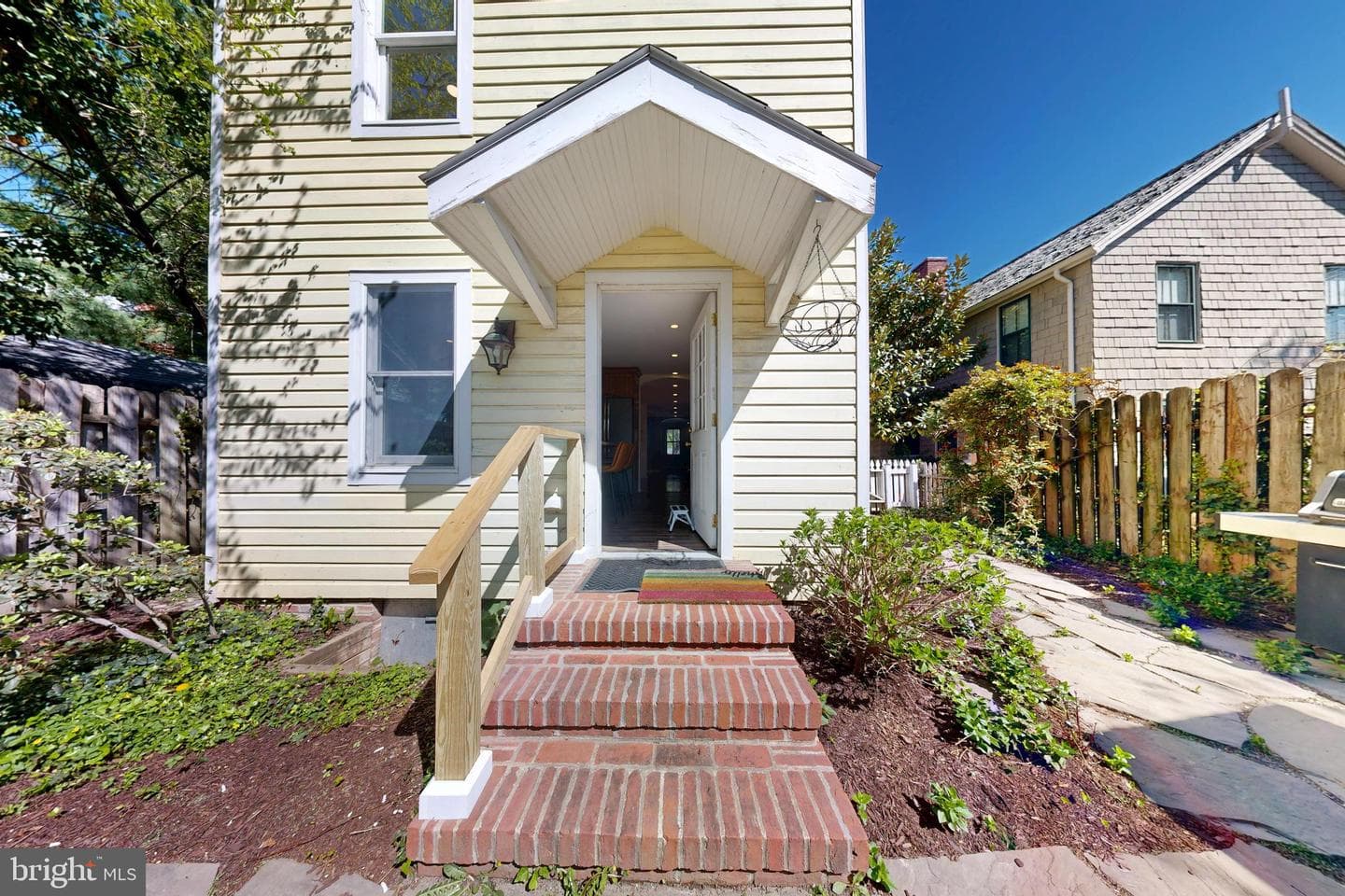 206 South Street photo 21