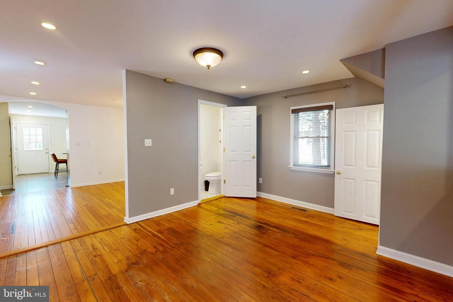 206 South Street photo 7