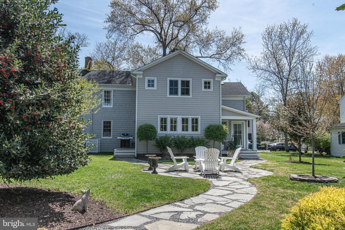 121 W Chestnut photo 52