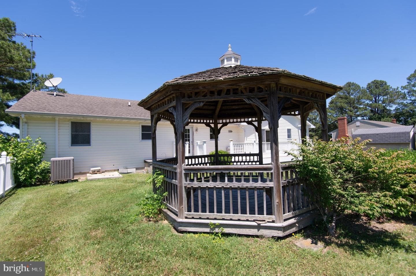 9818 Tilghman Road photo 38