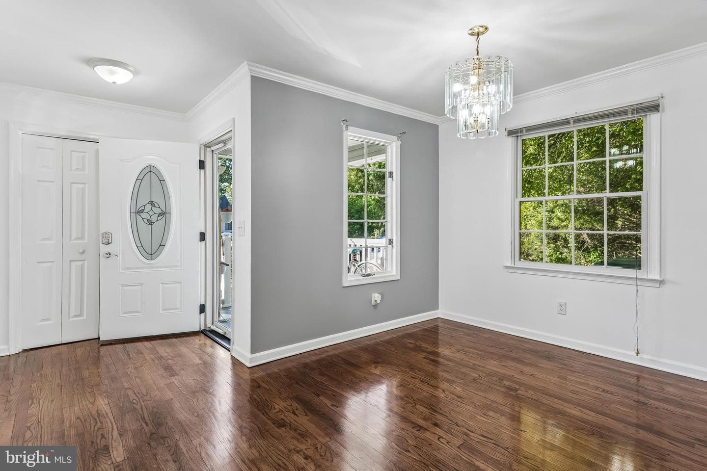819 Chapel Farm Drive photo 3
