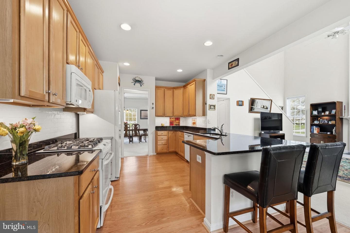 7425 Michael Avenue photo 17