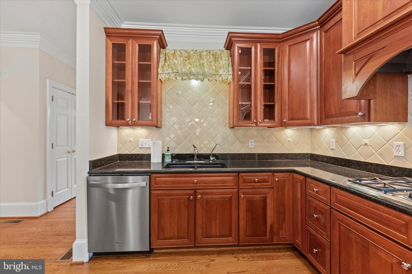 8464 Aveley Farm Road photo 38