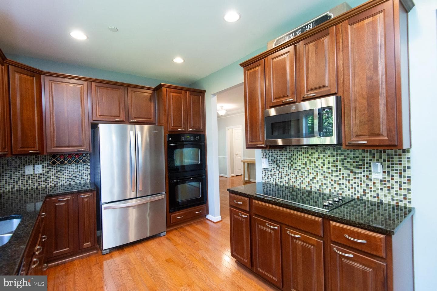 28288 Hemmersley Street photo 15