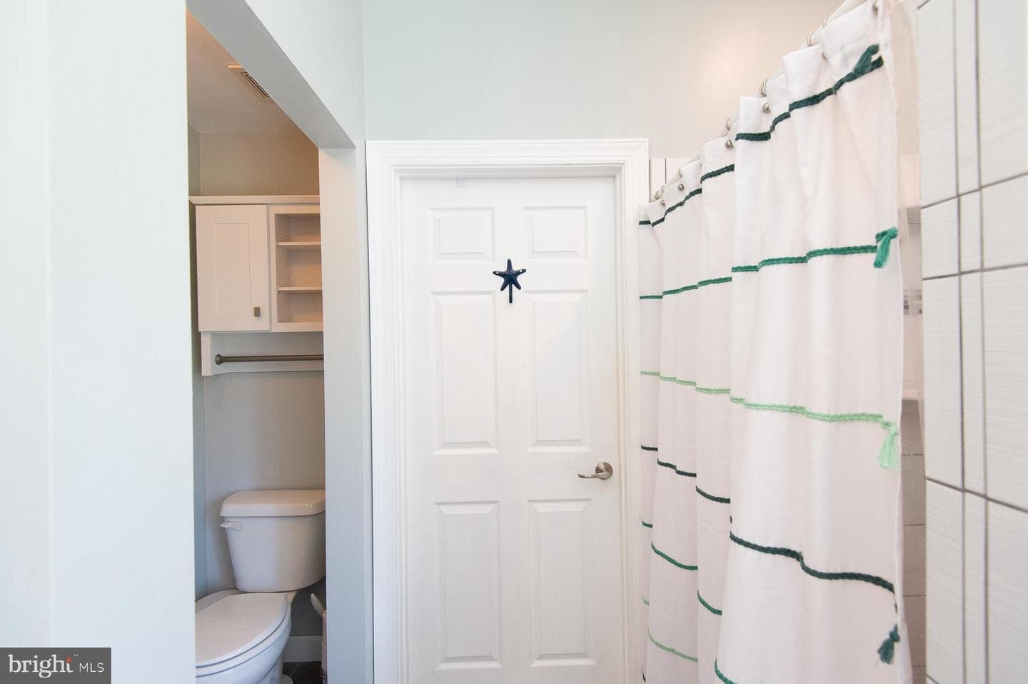 28288 Hemmersley Street photo 36