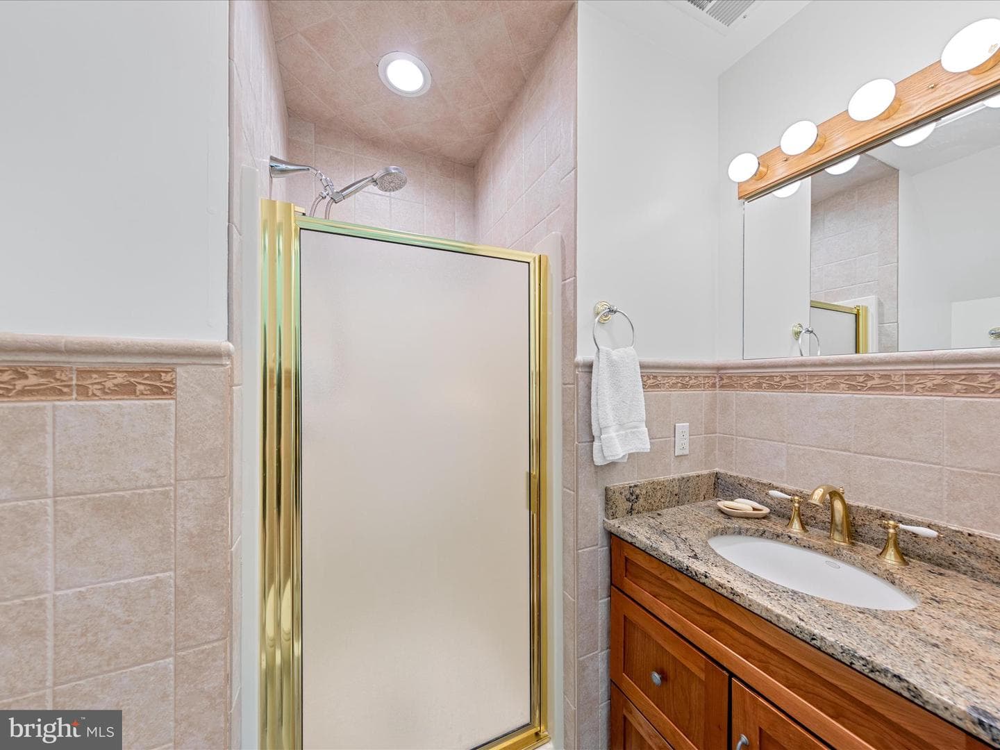 6976 Travelers Rest Circle photo 33