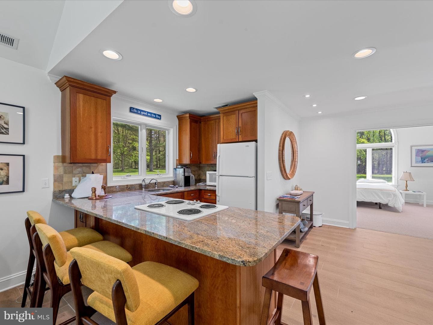 6976 Travelers Rest Circle photo 34