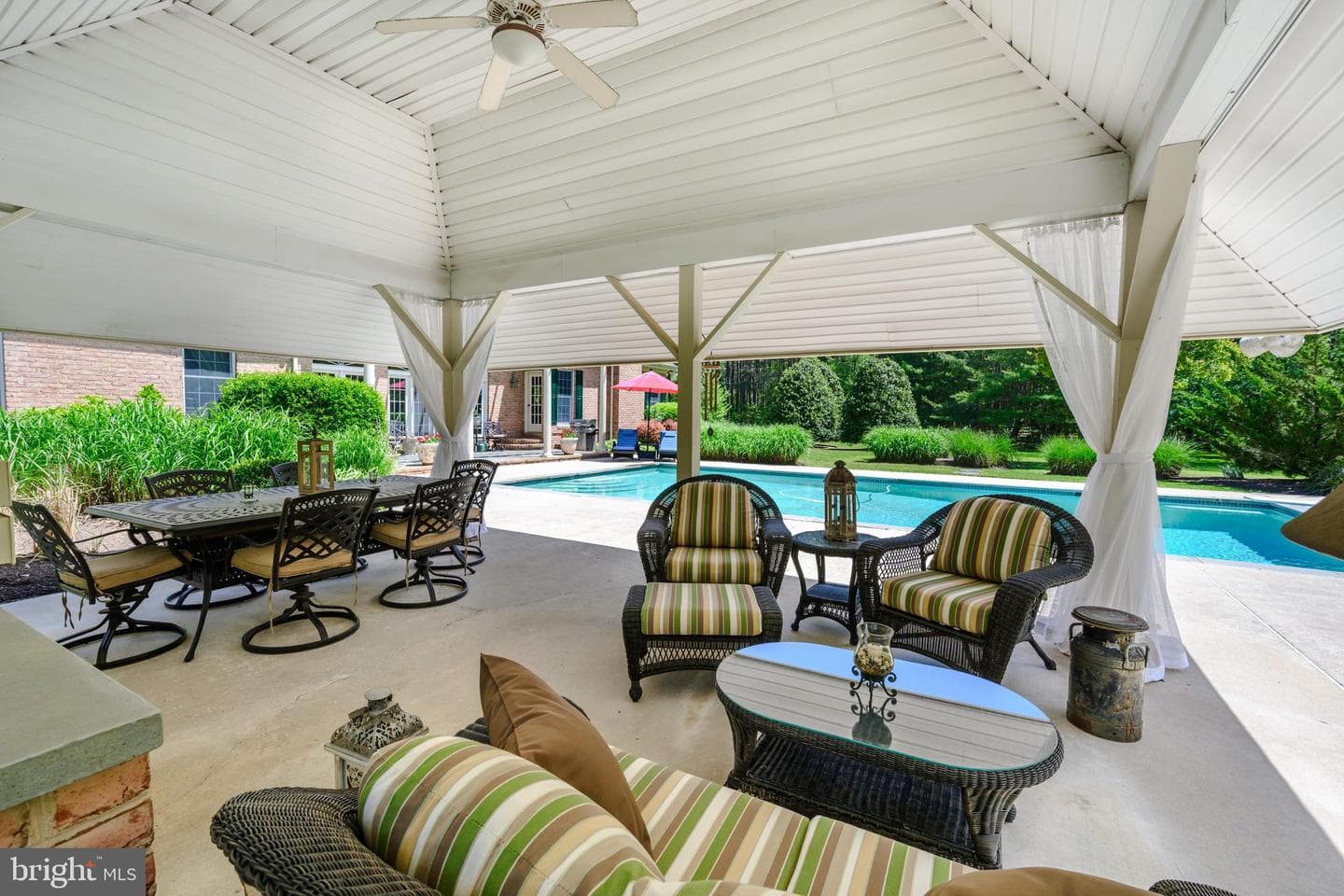 8466 Aveley Farm Road photo 11