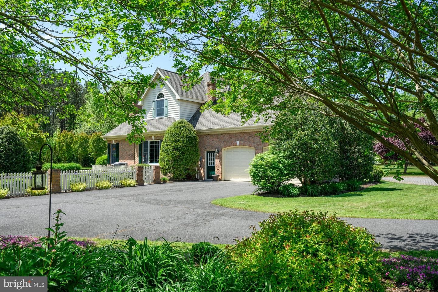 8466 Aveley Farm Road photo 4