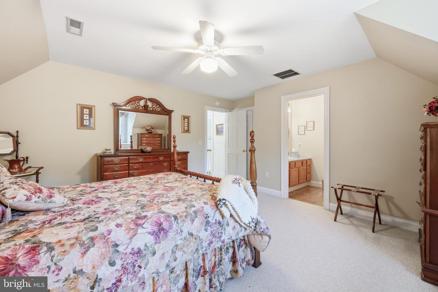 8466 Aveley Farm Road photo 45