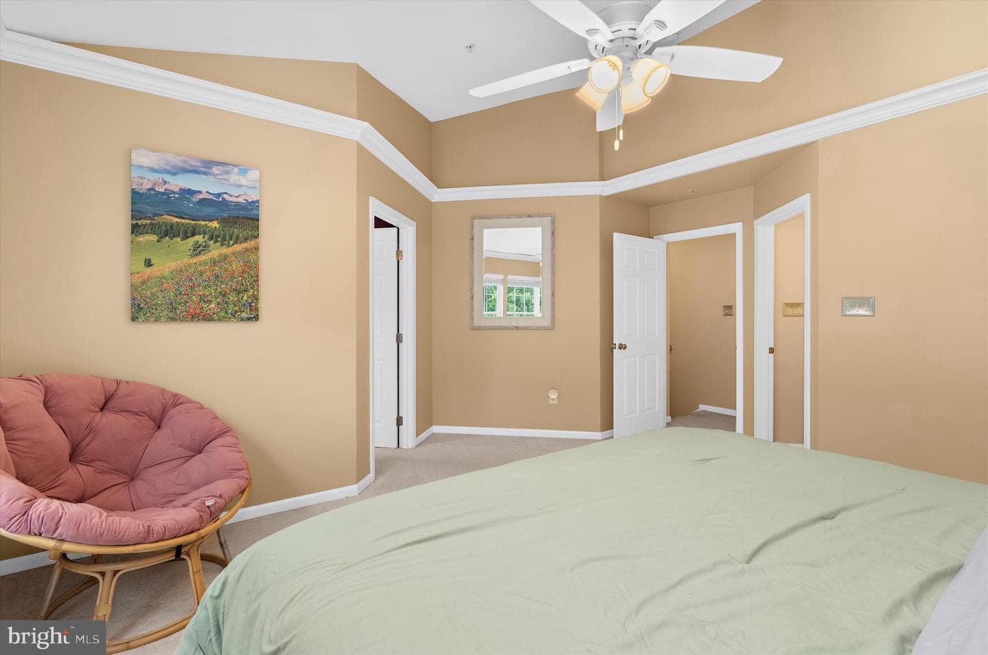 300 Dixon Street #402 photo 24