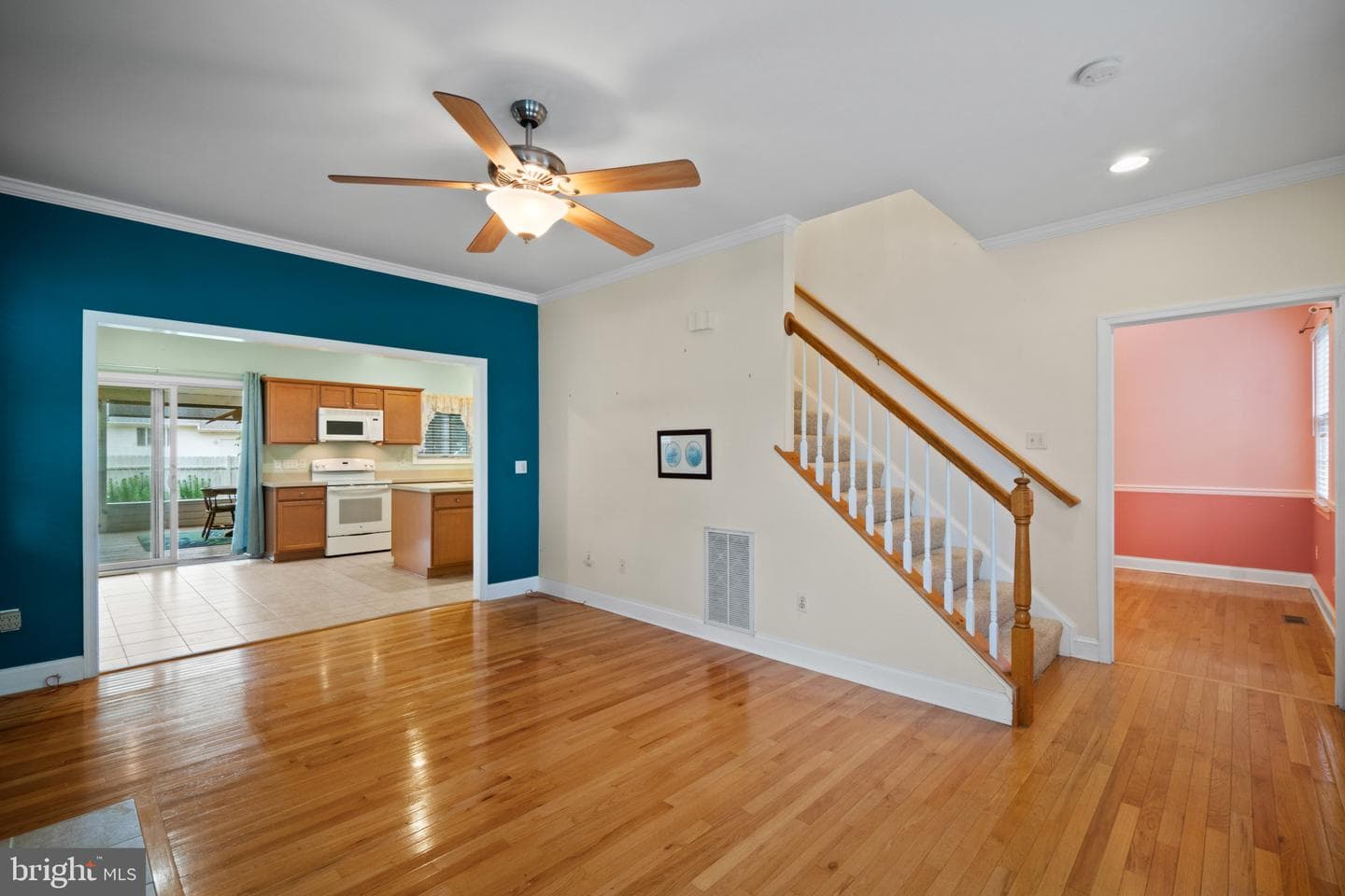 3868 Marvel Drive photo 10