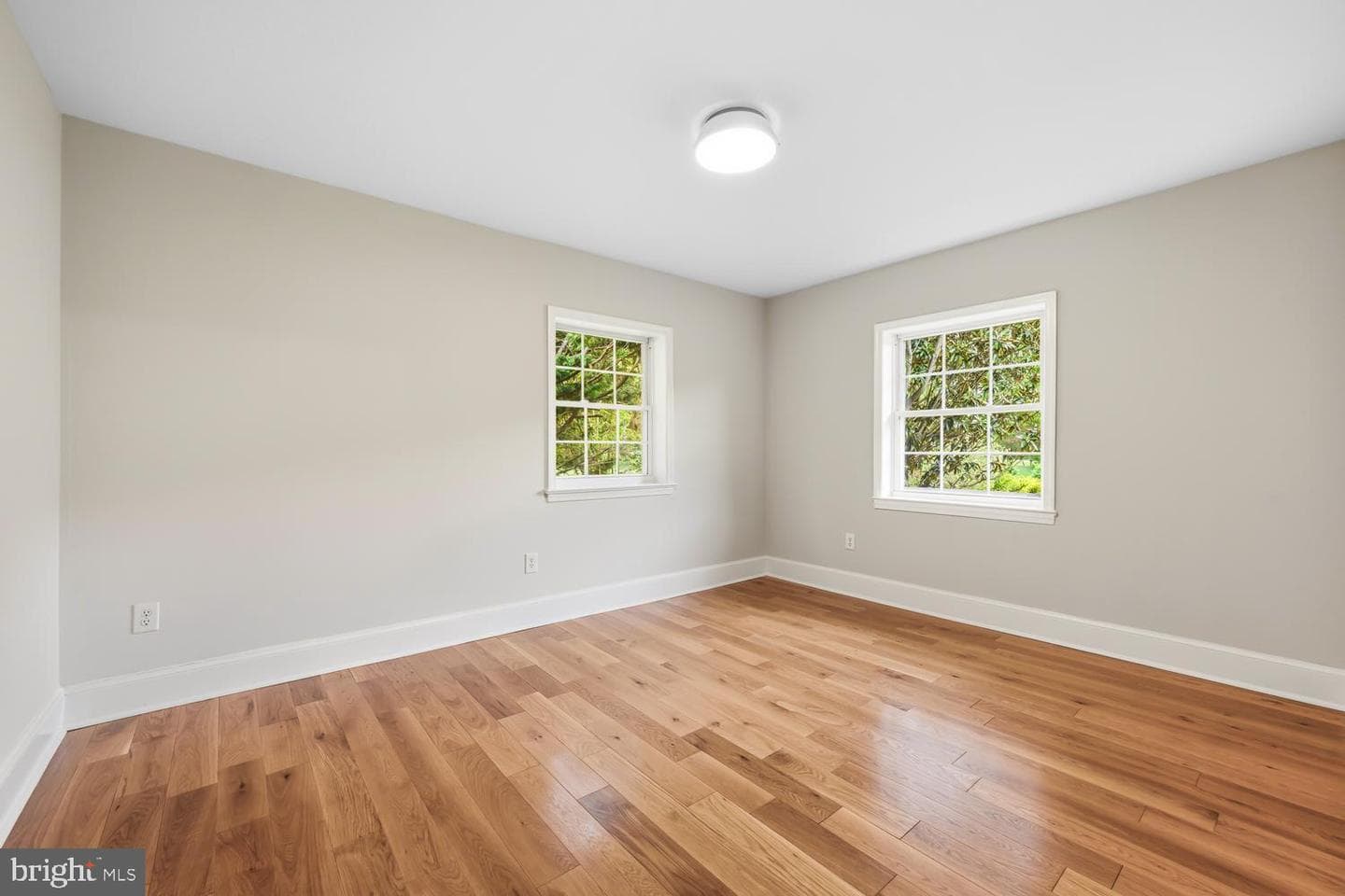 6524 Oxford Road photo 57