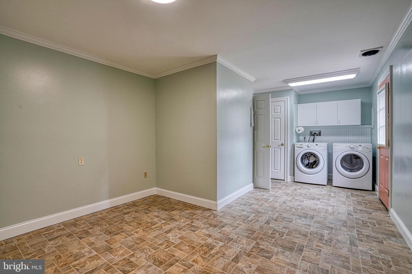 504 Bainbridge Place photo 25