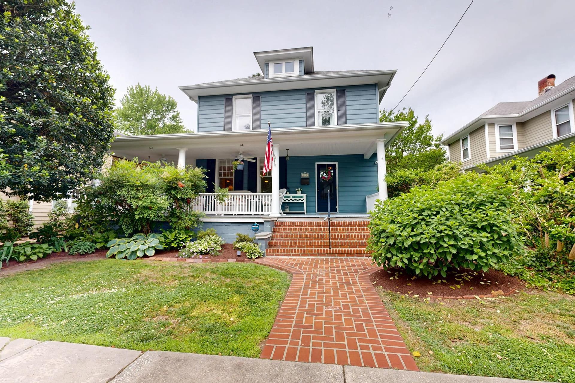 229 S Aurora Street photo 71